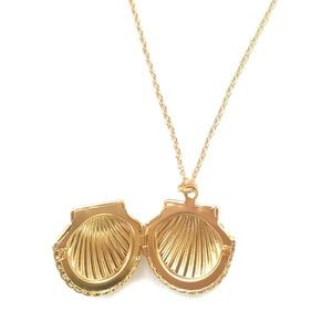 🐚 Seashell Locket Dainty Gold Colored Necklace 🐚